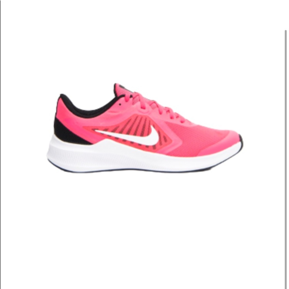 Nike Downshifter Pink Sneakers